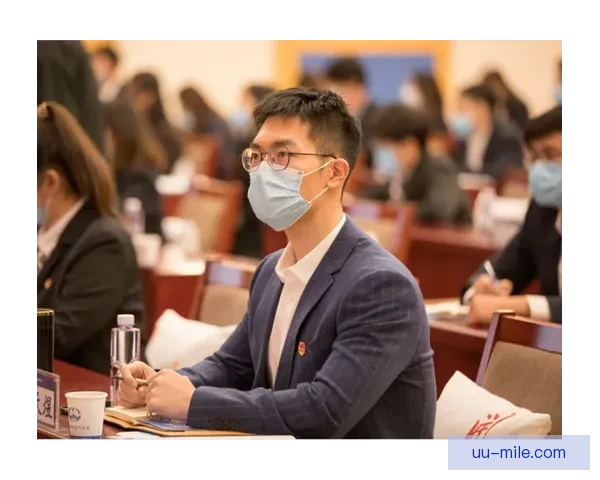 中国男足亚青赛成功出线 展现新一代青年力量 中国男足亚青赛成功出线 展现新一代青年力量